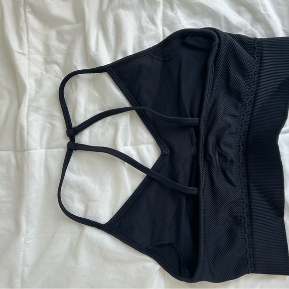 Gymshark Sports Bra - Picture 2 of 2